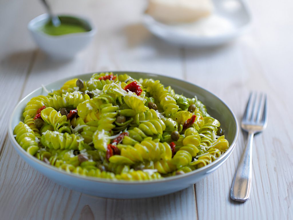 Vibrant Pesto Pasta Salad Recipe